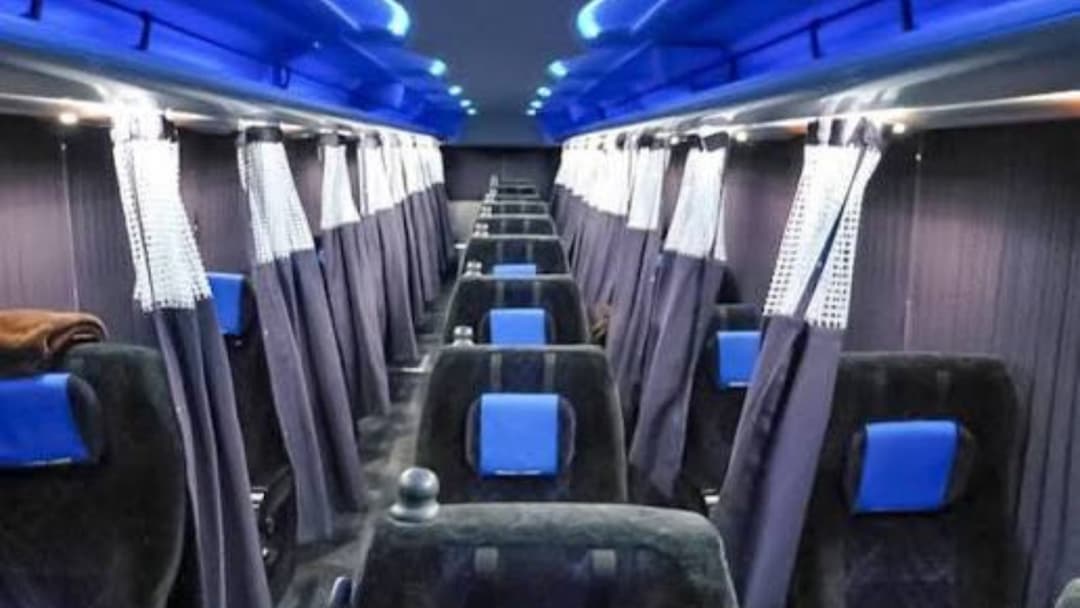 【ミッドナイト・ミーティング】 background image